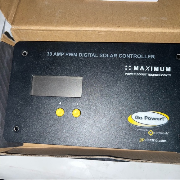 Go Power GP-PWM-30-UI PWM Solar Control - Picture 2 of 6